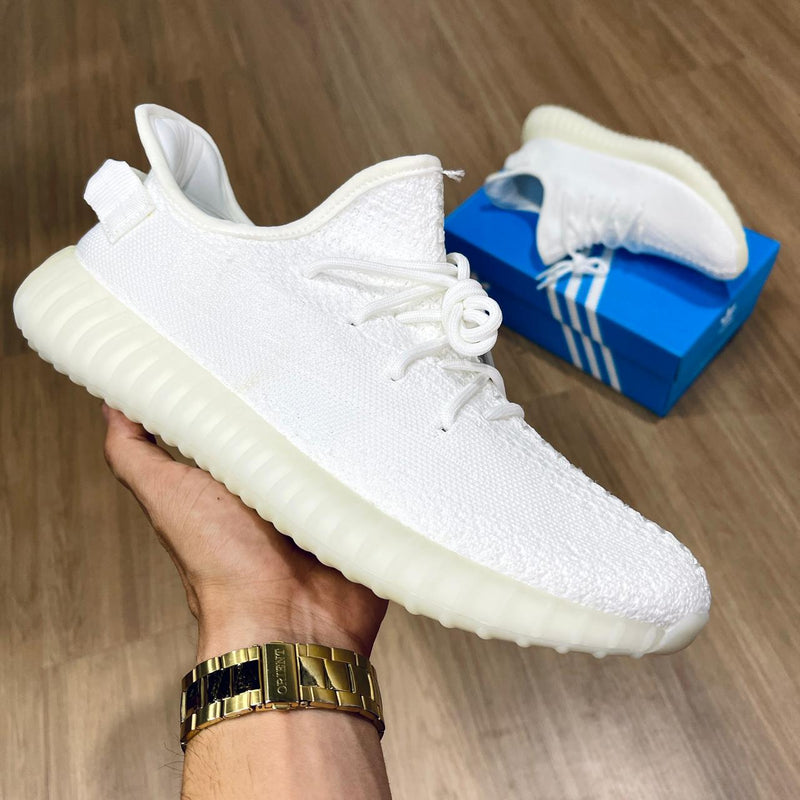 Tênis Adidas Yeezy