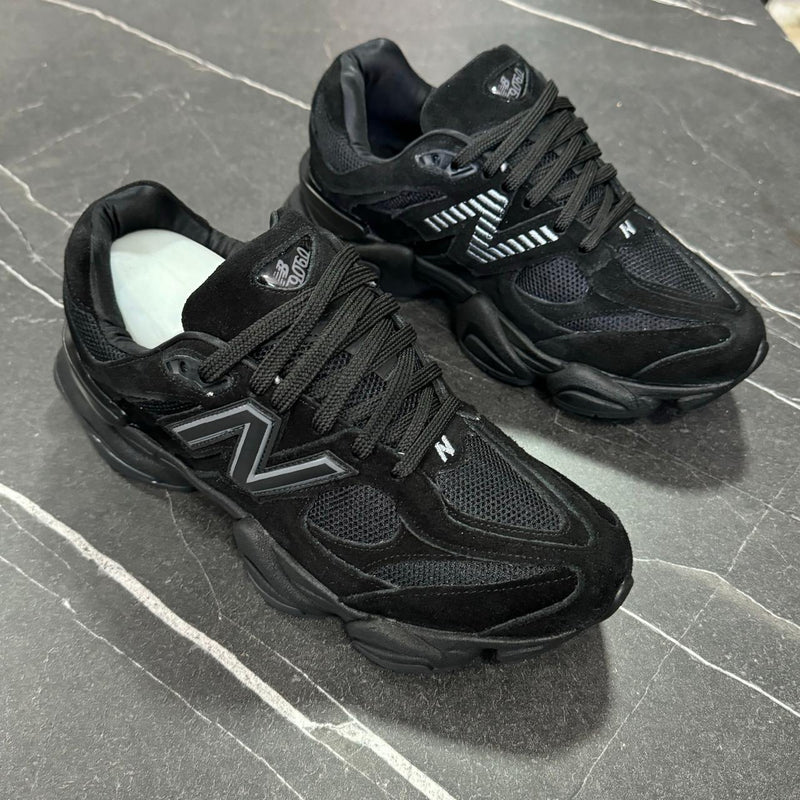 Tênis New Balance 9060