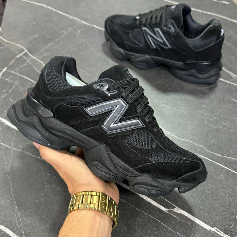 Tênis New Balance 9060