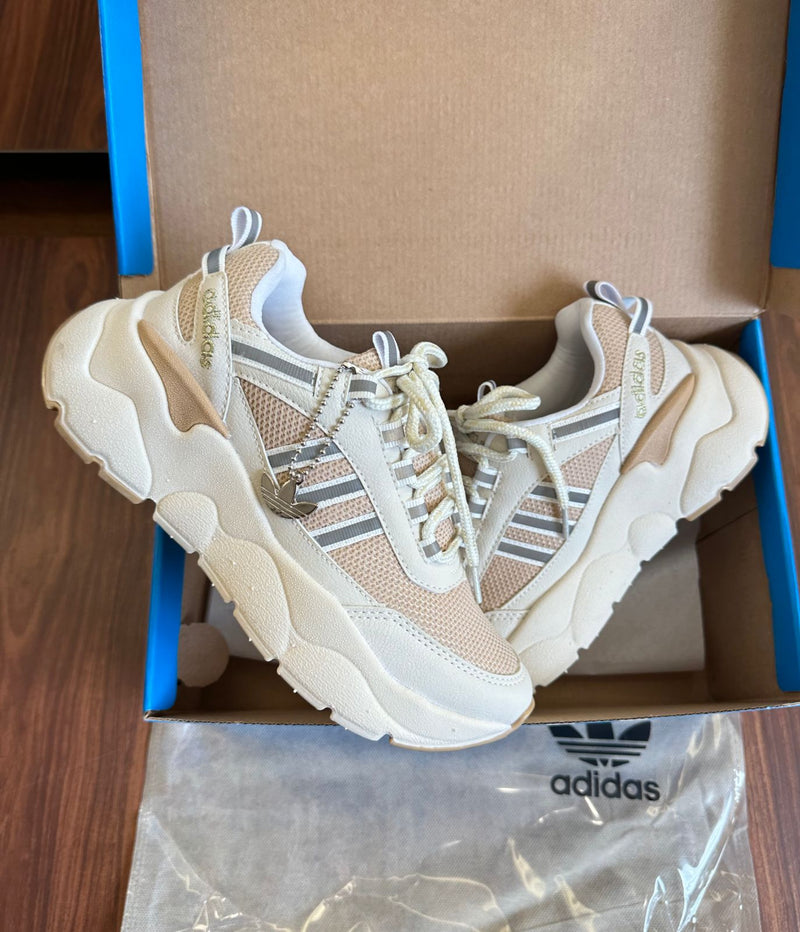 Tênis ADIDAS DYMOND